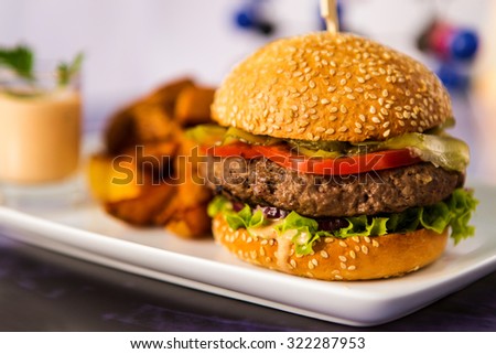 hamburger with sauces