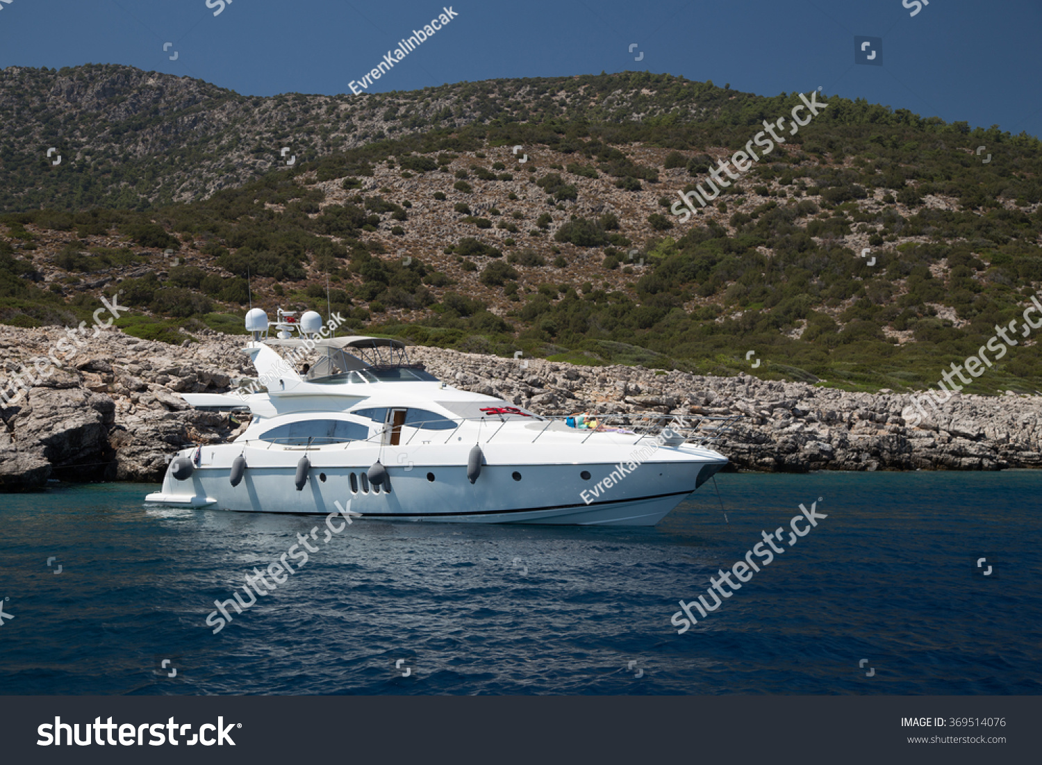 a yacht in aegean coast of turkey-交通运输,自然-海洛创意(hellorf